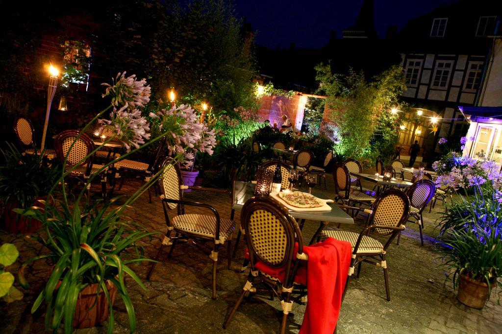 Nigel Restaurant & Hotel Im Wendland Bergen an der Dumme Buitenkant foto