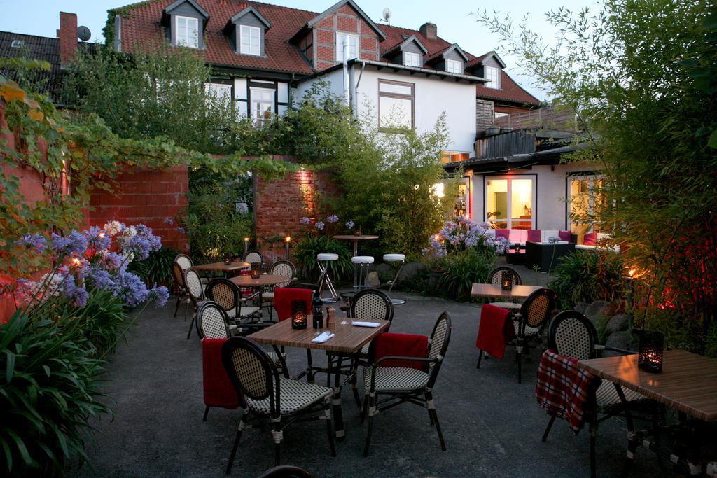 Nigel Restaurant & Hotel Im Wendland Bergen an der Dumme Buitenkant foto